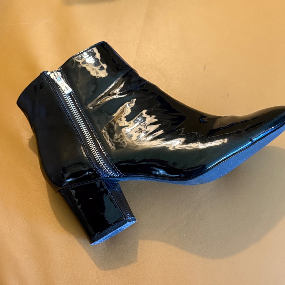 Calvin Klein Shiny Black Ankle Booties - Picture 5 of 9
